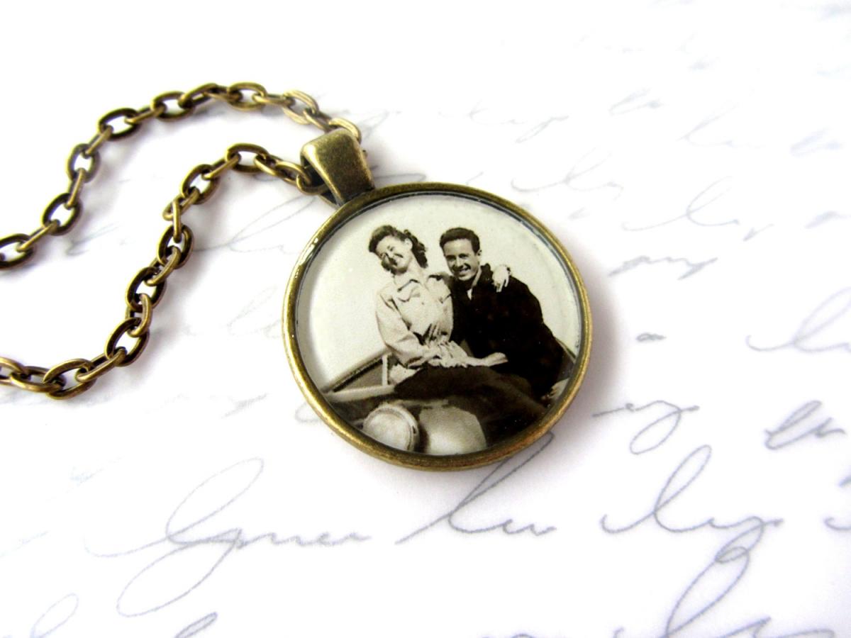 Custom Necklace With Your Family Photo, 1" Round Or Square Setting
